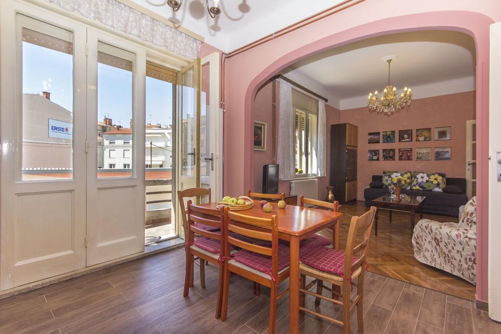 Spacious & Smart Center Apartment Pula Pokoj fotografie