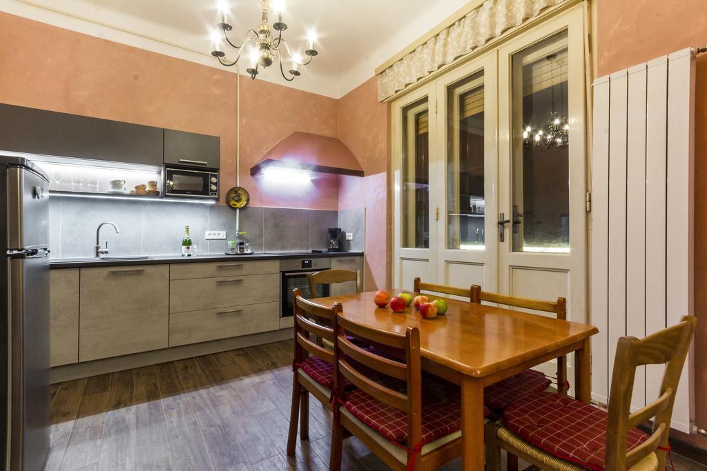 Spacious & Smart Center Apartment Pula Exteriér fotografie