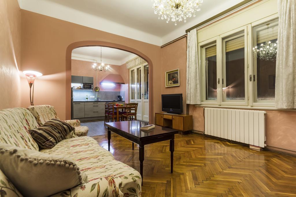 Spacious & Smart Center Apartment Pula Exteriér fotografie